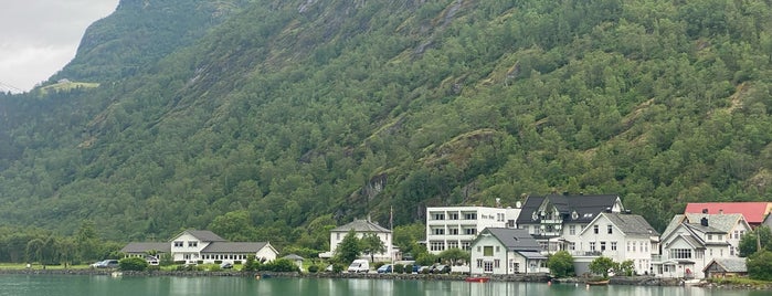 Hjelle is one of Norway.