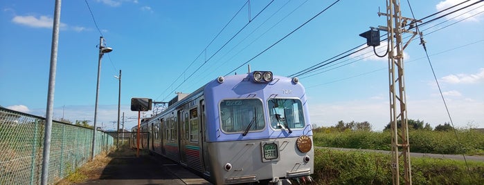 膳駅 is one of 上毛電気鉄道 上毛線.