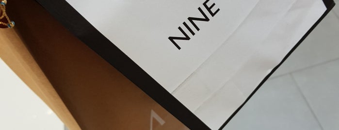 Nine West is one of FATOŞさんのお気に入りスポット.