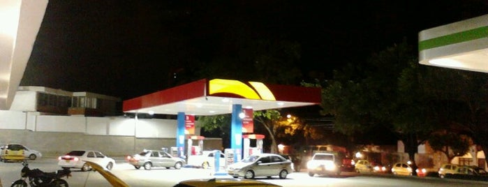 Gasolineria Texaco is one of Mis stitios.