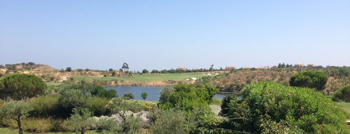 Monte Rei Golf & Country Club is one of Lugares favoritos de MENU.