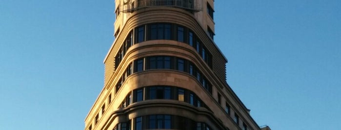 Plaza del Callao is one of Madrid en 24 horas.