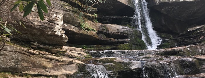 Hanging Rock State Park is one of Emilyさんのお気に入りスポット.