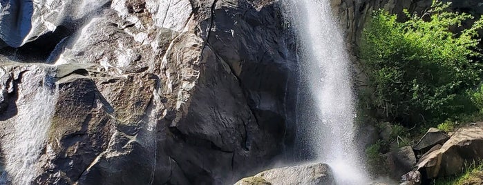 Grizzly Falls is one of California.