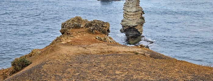 Bay of Martyrs is one of Aust - Melbourne.