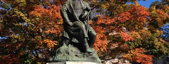 Nathaniel Hawthorne Statue is one of Kimmie 님이 저장한 장소.