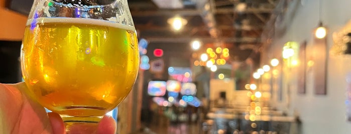 HOP Central Brewery and Taproom is one of AZ bars I want to check out....