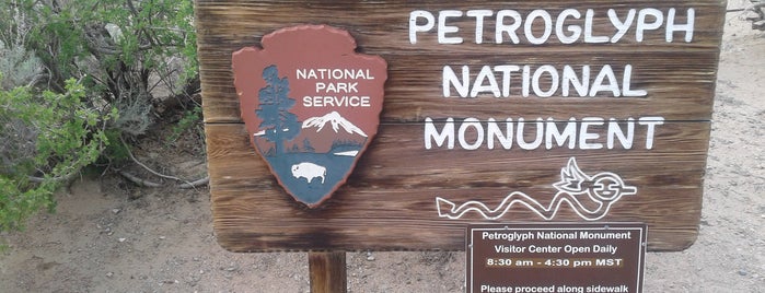 Petroglyph National Monument is one of Locais curtidos por Chuck.