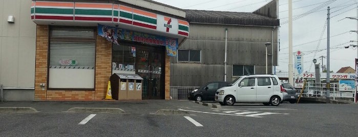 セブンイレブン 岡山平野店 is one of 岡山市コンビニ.