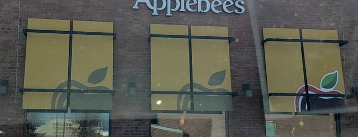 Applebee's Grill + Bar is one of GWENS LIST.