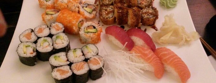 Mikoto Sushi is one of Lugares favoritos de Matthias.