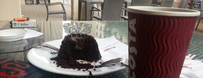 Costa Coffee is one of Orte, die Noura gefallen.