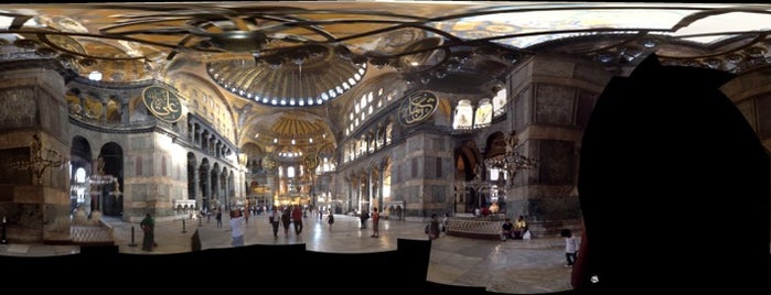 Hagia Sophia is one of Istanbul To-Do.