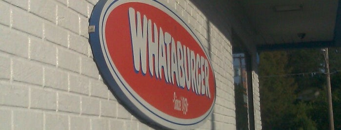 Whataburger is one of Orte, die Andrea gefallen.