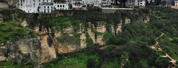 Balcón del Coño is one of Andalucía.