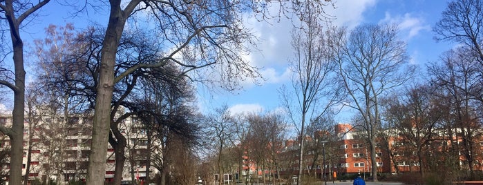 Vinetaplatz is one of Parks & Plazas in P‘berg.