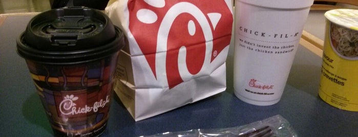 Chick-fil-A is one of Tempat yang Disukai Quintain.