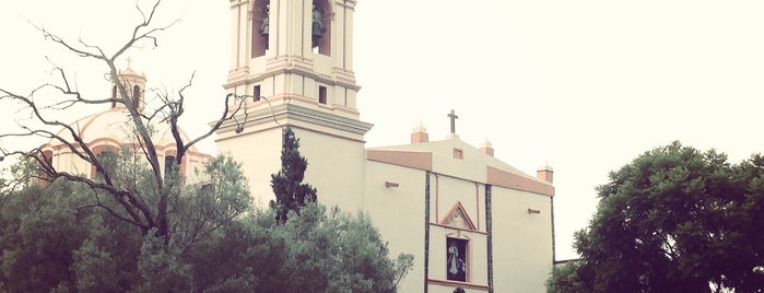 Parroquia De Nuestra Señora De La Asuncion is one of Lugares favoritos de Josh.