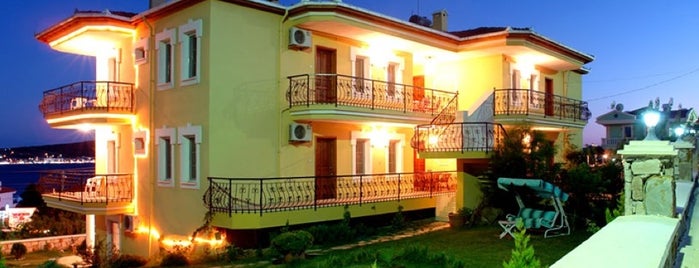 Cunda Uzun Otel is one of Tempat yang Disukai Hilal.