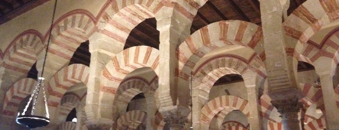 Mezquita-Catedral de Córdoba is one of สถานที่ที่ Fernando ถูกใจ.