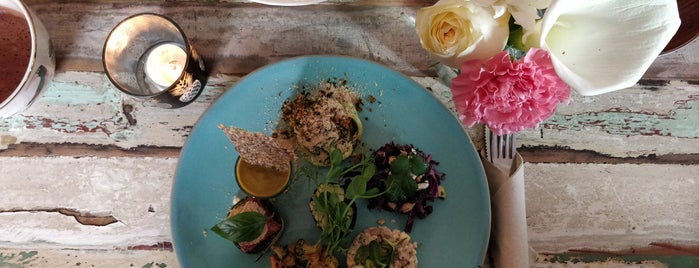 Raw and Roxy is one of Cape Town Vegan.