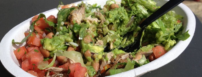 Chipotle Mexican Grill is one of The 15 Best Places for Guacamole in Lakeview, Chicago.