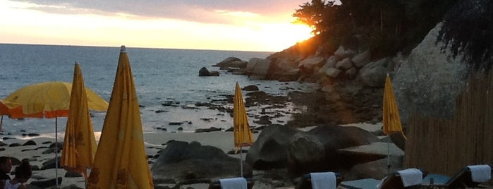 IGUANA Beach sunset club is one of Tempat yang Disimpan Jeff.