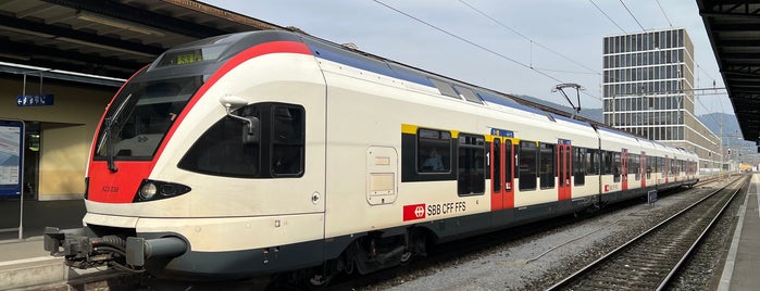 Gare de Delémont is one of Bahnhöfe.