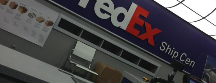 FedEx Ship Center is one of Helping Hand!.