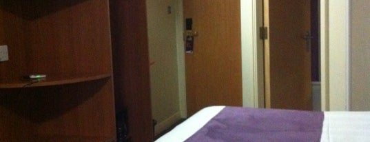 Premier Inn London Euston is one of Henryさんのお気に入りスポット.