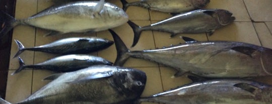 Fish Market is one of Lugares favoritos de Ali.