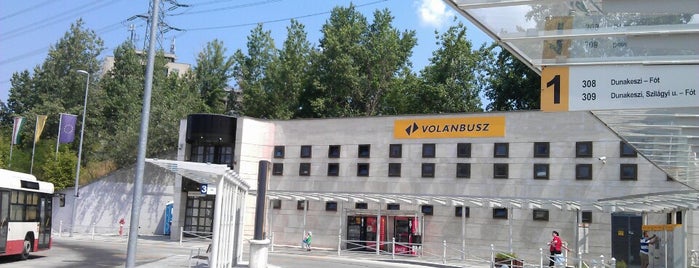 Újpest-Városkapu - Volán buszpályaudvar is one of Sveta 님이 좋아한 장소.