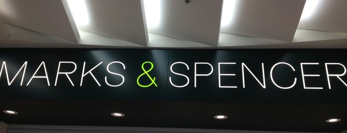 Marks & Spencer is one of Tempat yang Disukai Ирина.