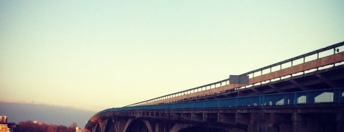 Мост Метро is one of Мой Киев!:).
