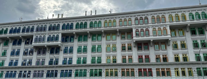 Old Hill Street Police Station is one of world travel.