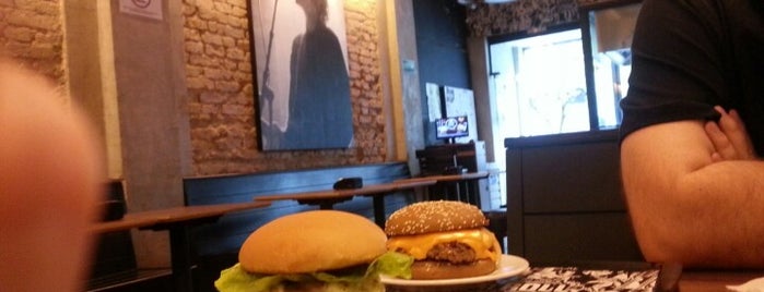 Rock 'n' Roll Burger is one of Comer.