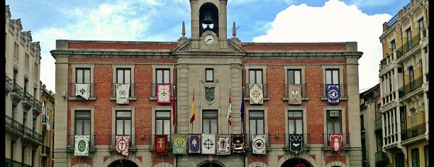 Ayuntamiento de Zamora is one of Lieux qui ont plu à XaviGasso.