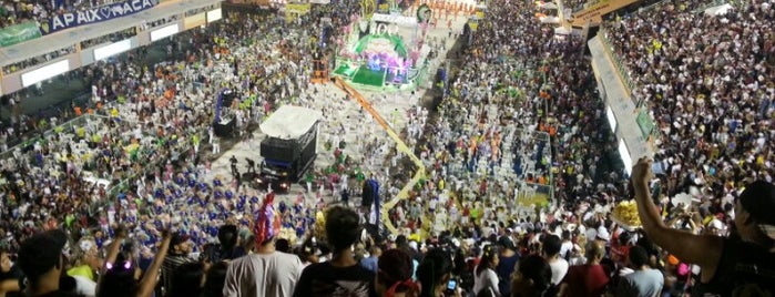 Sambódromo - Centro de Convenções de Manaus is one of Orte, die Carla gefallen.