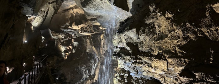 Ailwee Caves is one of nature spots.