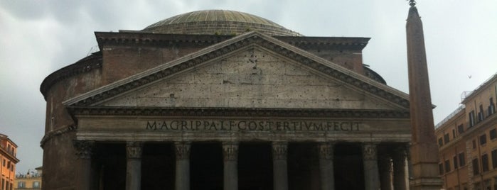 Panteón de Agripa is one of Roma en día y medio.
