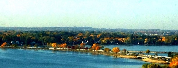 Hilton Madison Monona Terrace is one of Stephenさんのお気に入りスポット.