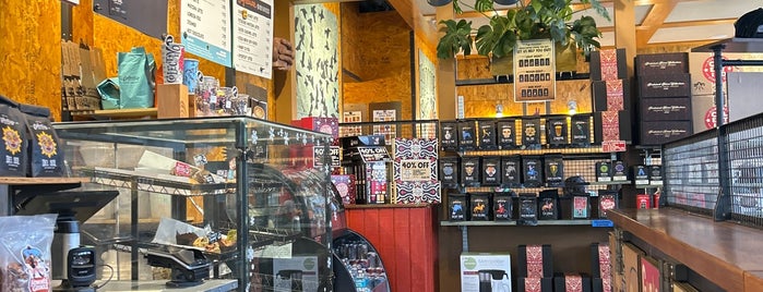 Colectivo Coffee is one of Chicago Coffee Shops.