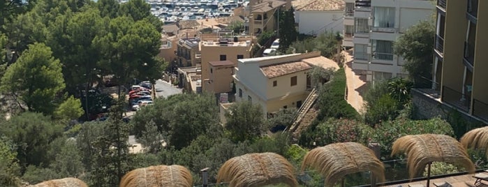 Bikini Island & Mountain Hotel Port De Sóller is one of Mallorca..