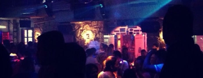 Kuşadası Club Bar is one of Kuşadası'nda nerede eğleniriz?.