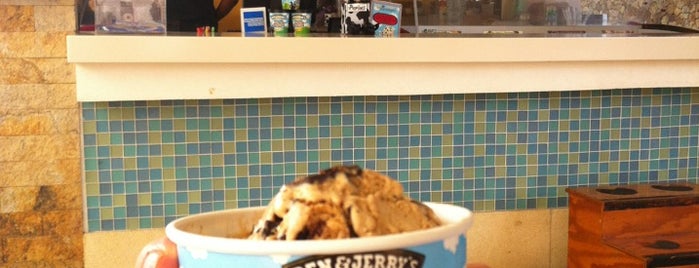 Ben & Jerry's is one of Fabiolaさんのお気に入りスポット.