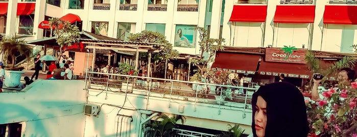Centro Department Store is one of Mal in Bali.