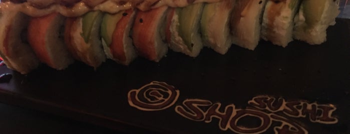 Vc Sushi Shop is one of ir a comer.