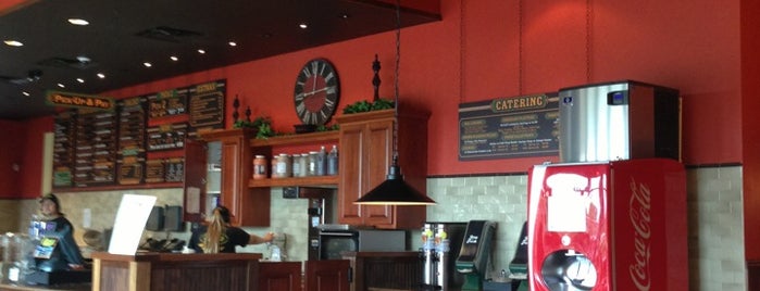 Pickleman's Gourmet Cafe is one of Lugares favoritos de Amy.