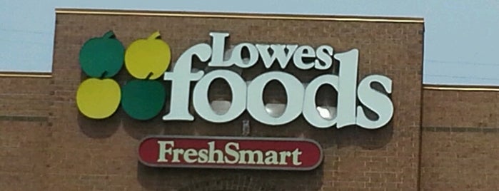 Lowes Foods is one of Brian : понравившиеся места.
