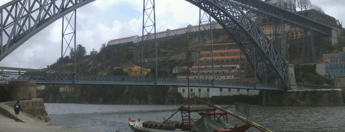 Ponte Dom Luís I is one of Visit in Oporto.